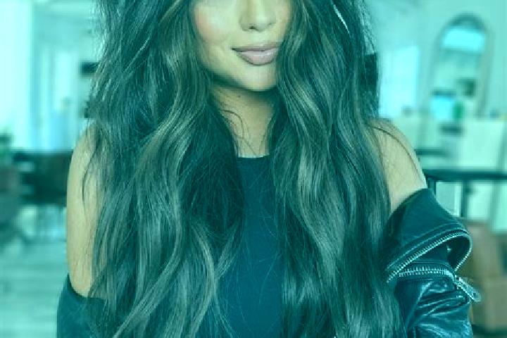 Willow, 39, a brunette dark-eyed mixed companion based in Acuitlapilco. Offering GFE, OWO, 69. Available for incall and outcall, overnight bookings available.