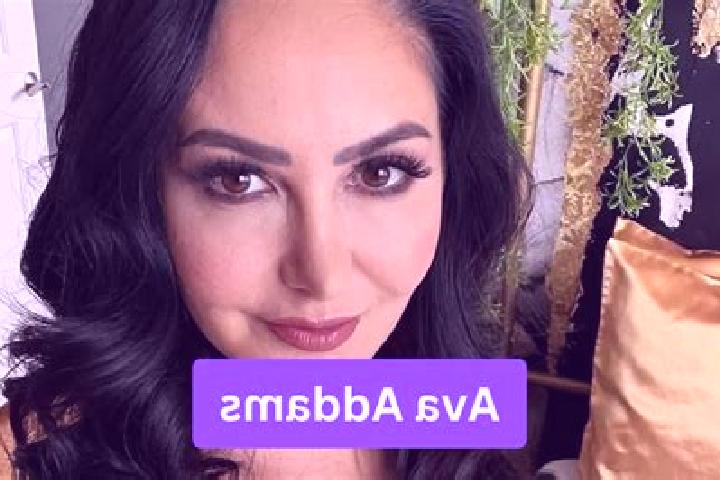 Willow, 39 — Escort in Ban Non Hom, Thailand