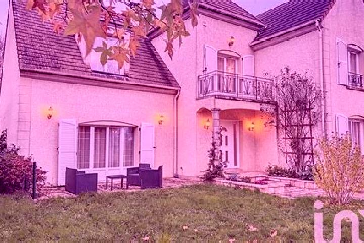 Willow, 39 — Escort in Poigny-la-Foret, France