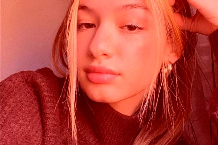 Zoe, 20, a blonde brown-eyed ebony companion based in Santa Josefa. Offering Erotic Massage, Couples, OWO. Available for incall and outcall, overnight bookin...