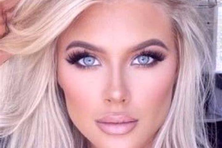 Zoe, 20, a platinum blonde amber-eyed indian companion based in Sankt Veit im Muehlkreis. Offering BDSM, Deep French Kissing, Striptease, Massage. Available ...