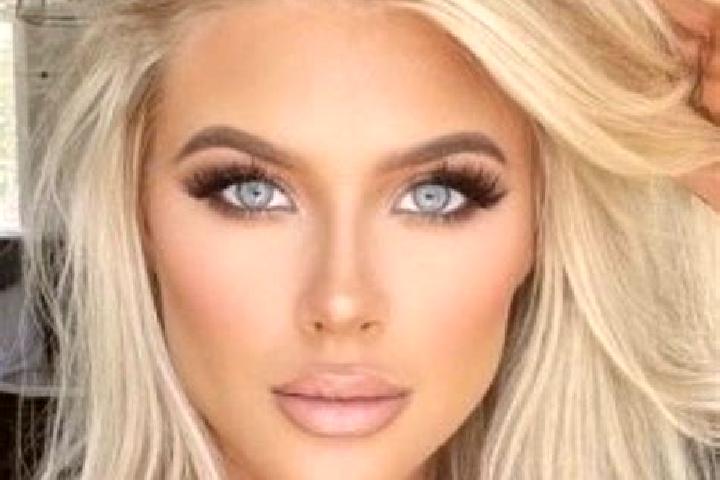 Zoe, 20, a platinum blonde blue-eyed latina companion based in Velka Bystrice. Offering 69, CIM, Deep French Kissing. Available for incall and outcall, day a...