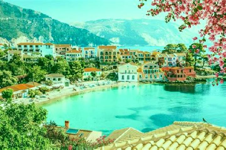 Zoe, 20 — Escort in Kamateron, Greece
