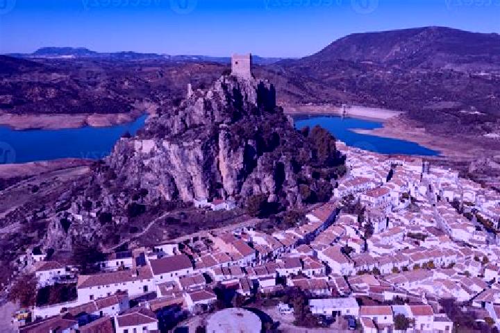 Zoe, 20 — Escort in Rueda de la Sierra, Spain