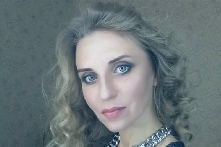 Zoe, 20 — Escort in Tsyrkuny, Ukraine