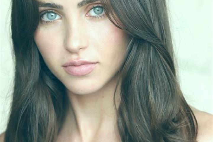 Zoe, 21, a dark blonde brown-eyed latina companion based in Novoavramivka. Offering Dinner Date, CIM, A-Level. Available for incall and outcall, day and even...