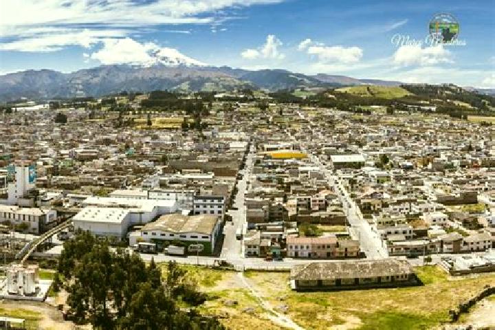 Zoe, 21 — Escort in Archidona, Ecuador