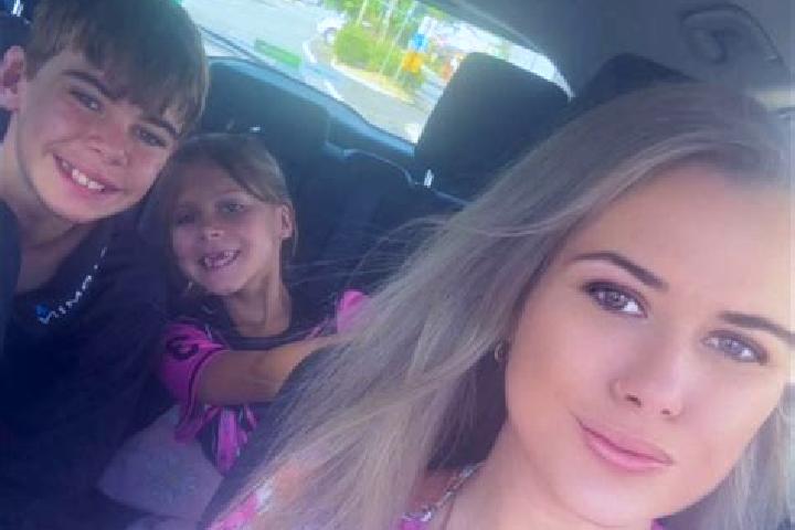 Zoe, 21 — Escort in Babinda, Australia