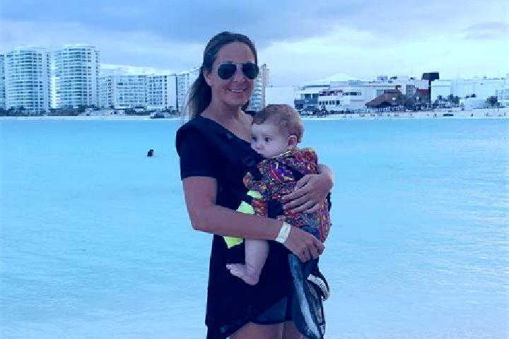 Zoe, 21 — Escort in Chorotis, Argentina