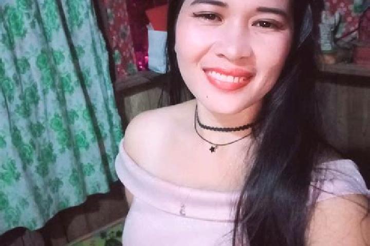 Zoe, 21 — Escort in Loreto, Philippines