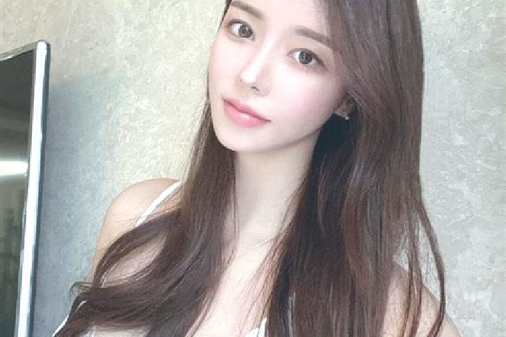 Zoe, 21 — Escort in Yiginli, Turkey