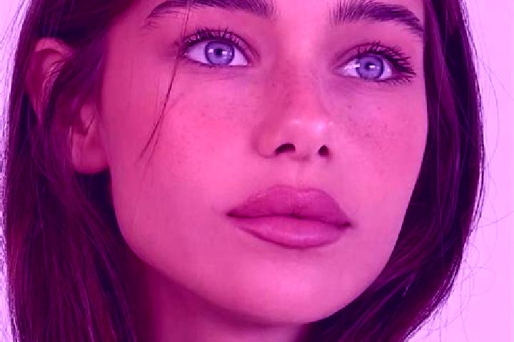 Zoe, 22, a brunette brown-eyed caucasian companion based in Forks. Offering Striptease, Domination, Party Girl, Deep French Kissing, Massage. Available for i...