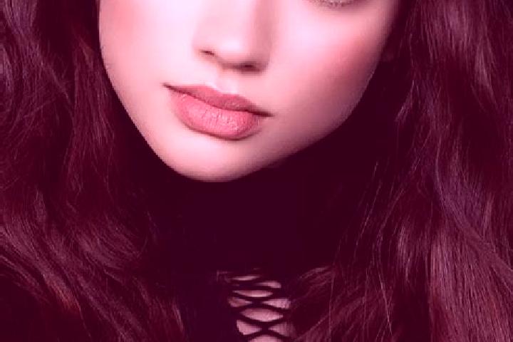Zoe, 22, a brunette dark-eyed asian companion based in Morave. Offering CIM, Party Girl, Prostate Massage. Available for incall and outcall, overnight bookin...