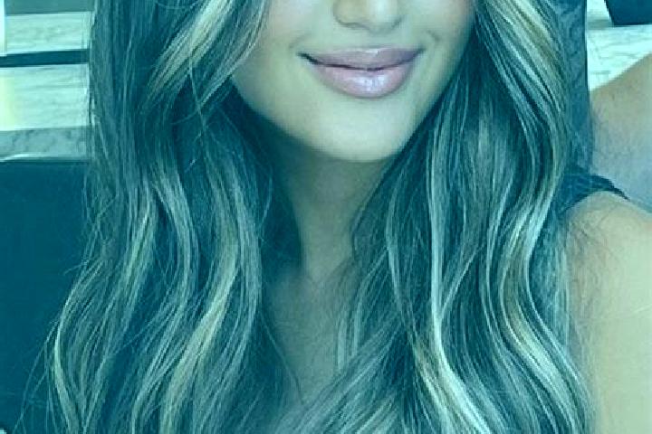 Zoe, 22, a dark blonde brown-eyed european companion based in Neqab. Offering Dinner Date, 69, A-Level. Available for incall and outcall, overnight bookings ...