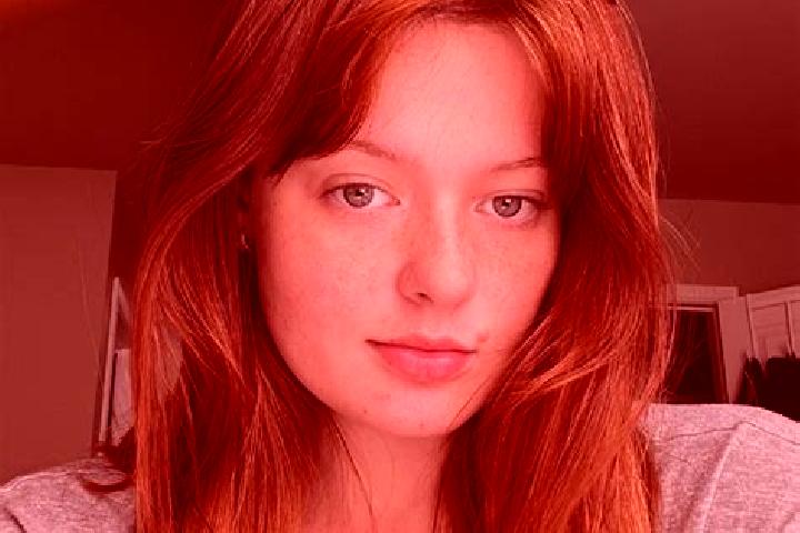 Zoe, 22, a red dark-eyed mixed companion based in Figueruela de Arriba. Offering Overnight, A-Level, Striptease. Available for incall and outcall, day and ev...