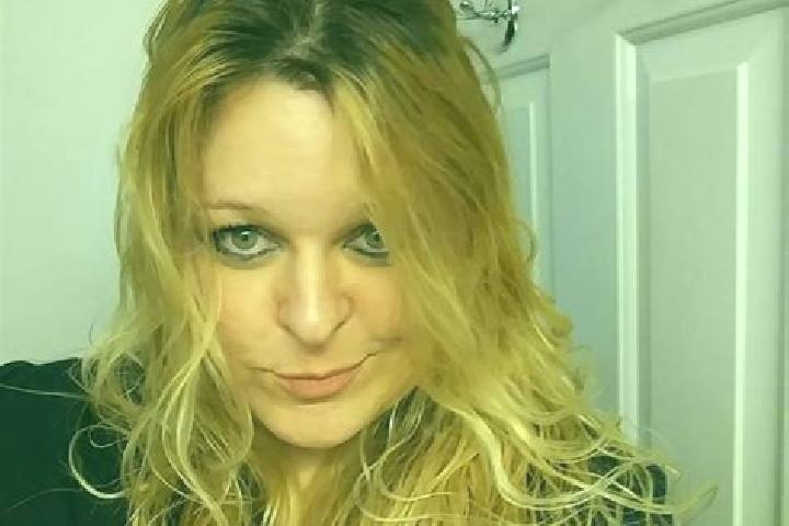 Zoe, 22 — Escort in Lancaster, United States