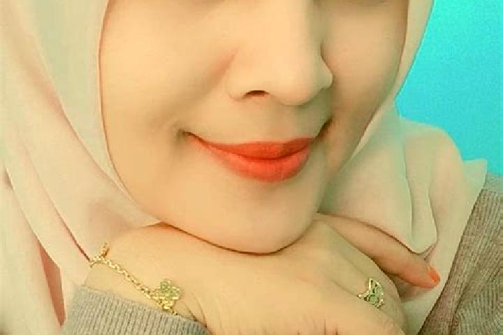 Zoe, 22 — Escort in Manna, Indonesia