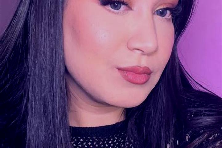 Zoe, 22 — Escort in Sarras, Iran