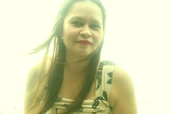 Zoe, 22 — Escort in Tignoan, Philippines