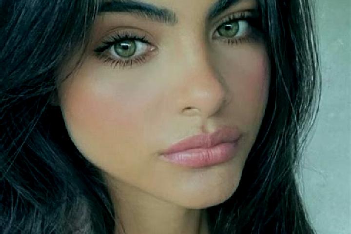 Zoe, 23, a black hazel-eyed middle eastern companion based in Esh Sheikh Dannun. Offering Duos, BDSM, Deep French Kissing. Available for incall and outcall, ...