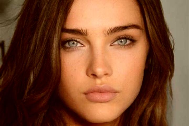 Zoe, 23, a brunette amber-eyed european companion based in Loma de San Nicolas. Offering Deep French Kissing, Party Girl, Striptease. Available for incall an...