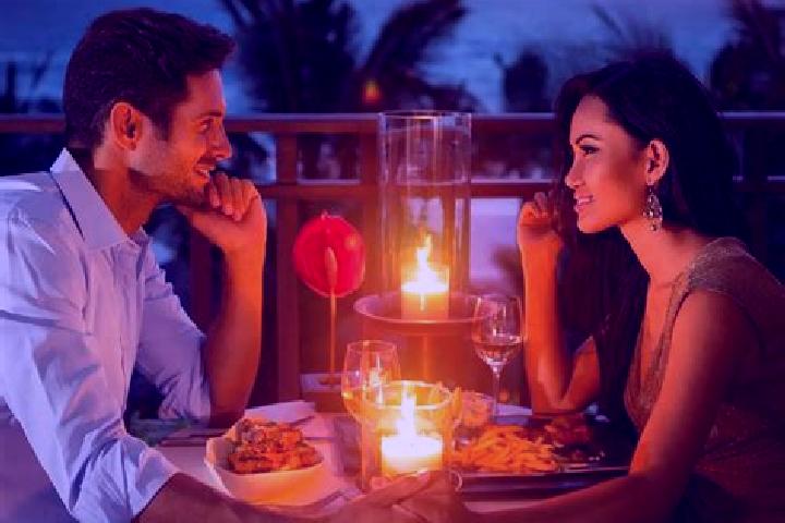 Zoe, 23, a brunette amber-eyed mixed companion based in Svetlodarsk. Offering Roleplay, Dinner Date, Couples. Available for incall and outcall, day and eveni...