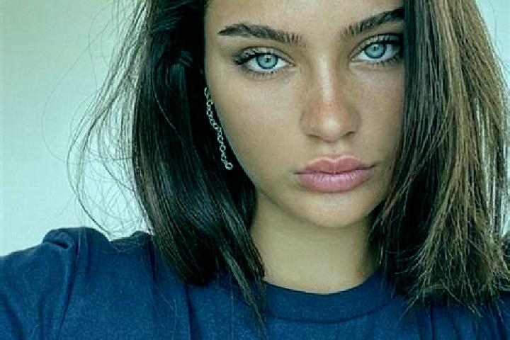 Zoe, 23, a brunette blue-eyed slavic companion based in Gandusari. Offering GFE, Erotic Massage, Duos. Available for incall and outcall, overnight bookings a...