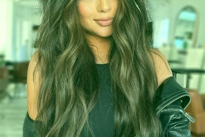 Zoe, 23, a brunette dark-eyed indian companion based in Weipa. Offering Prostate Massage, Fetish, Couples. Available for incall and outcall, day and evening ...