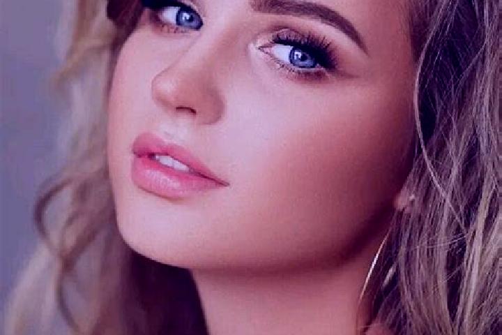 Zoe, 23, a dark blonde blue-eyed caribbean companion based in Hajji Qushan. Offering OWO, Travel Companion, Fetish. Available for incall and outcall, overnig...