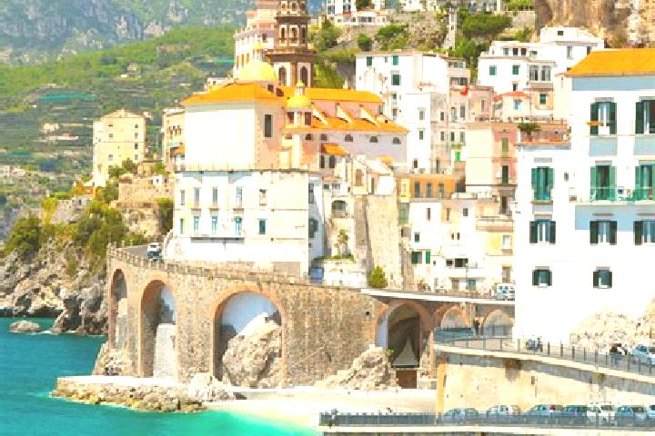 Zoe, 23 — Escort in Botticino, Italy
