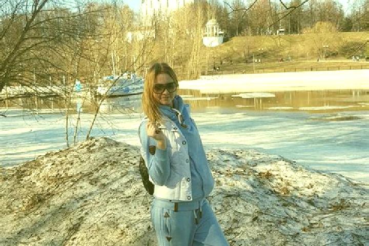 Zoe, 23 — Escort in Buzuluk, Russia