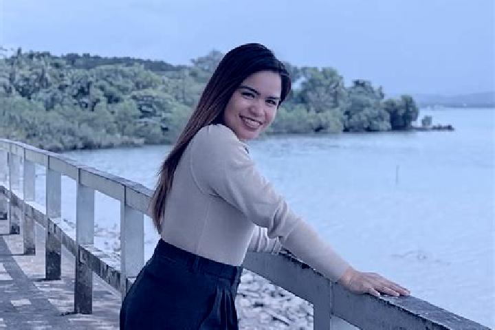 Zoe, 23 — Escort in Camalig, Philippines
