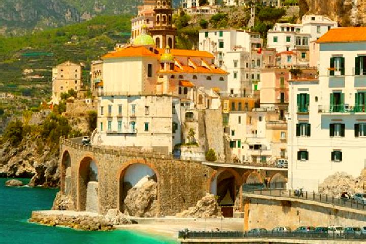 Zoe, 23 — Escort in Chianche, Italy