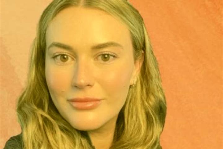 Zoe, 23 — Escort in McCammon, United States