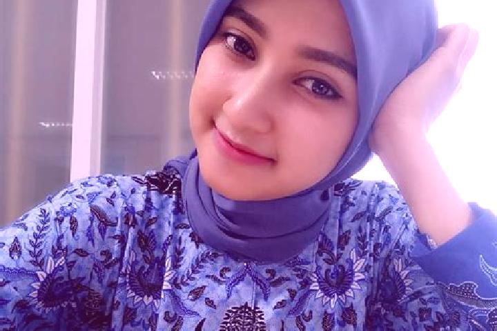 Zoe, 23 — Escort in Mungkin, Indonesia