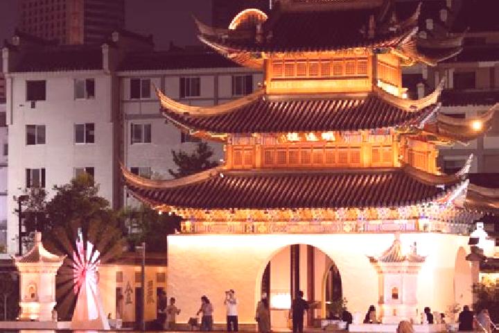Zoe, 23 — Escort in Nanjing, China
