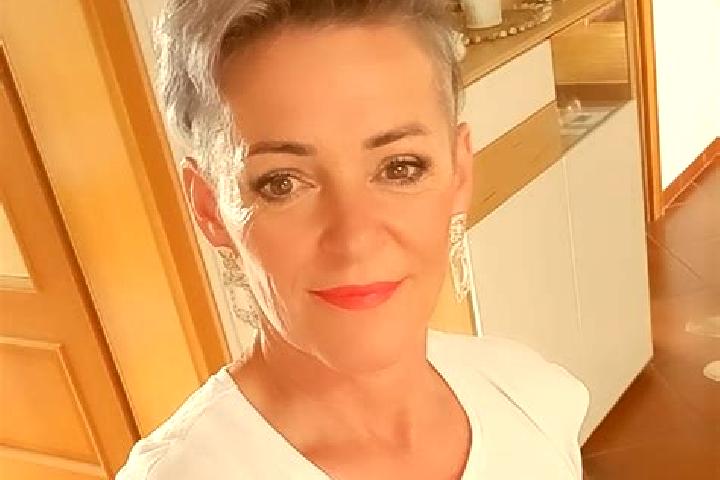 Zoe, 23 — Escort in Sankt Martin am Ybbsfelde, Austria
