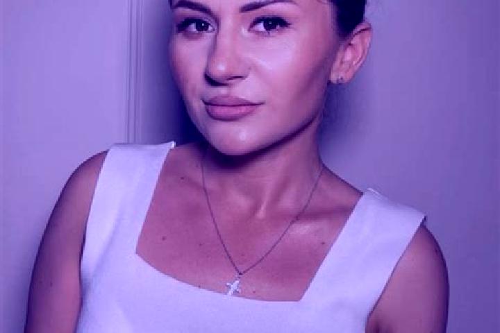 Zoe, 23 — Escort in Spinu, Romania