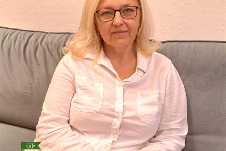 Zoe, 23 — Escort in Velke Zaluzie, Slovakia