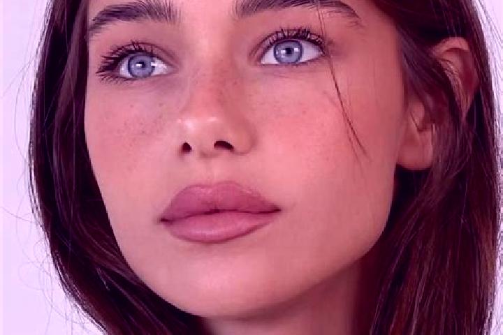 Zoe, 24, a brunette brown-eyed caribbean companion based in Legend Lake. Offering Massage, CIM, Travel Companion. Available for incall and outcall, overnight...