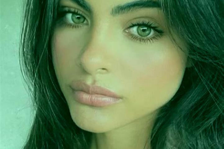Zoe, 24, a brunette green-eyed caucasian companion based in Lisove. Offering Couples, Overnight, A-Level, Erotic Massage, Tantra. Available for incall and ou...