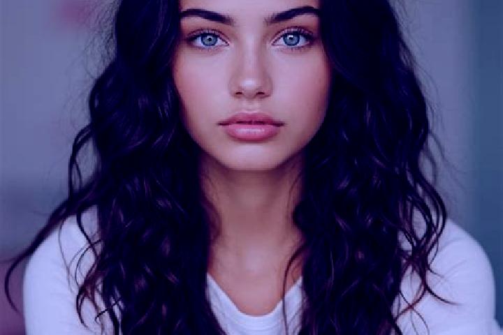 Zoe, 24, a dark blonde amber-eyed mediterranean companion based in Galanesti. Offering Girlfriend Experience, Duos, Travel Companion, Domination, BDSM. Avail...