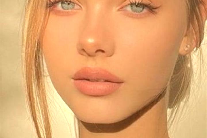 Zoe, 24, a dark blonde blue-eyed indian companion based in Alfredo Chaves. Offering Massage, Girlfriend Experience, 69, Deep French Kissing. Available for in...