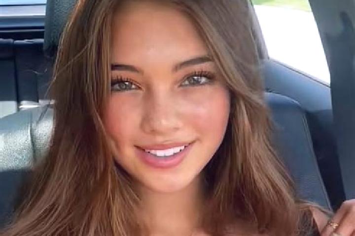 Zoe, 24, a dark blonde brown-eyed european companion based in Stepnoye. Offering Dinner Date, Duos, Overnight, BDSM. Available for incall and outcall, overni...