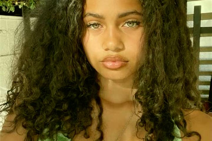 Zoe, 24, a red green-eyed mixed companion based in Bahan. Offering 69, Travel Companion, Deep French Kissing, Domination, Massage. Available for incall and o...