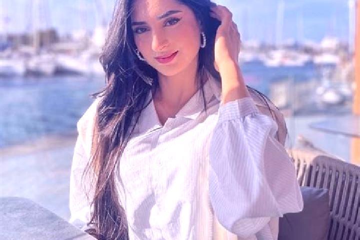 Zoe, 24 — Escort in Ben Aoun, Tunisia