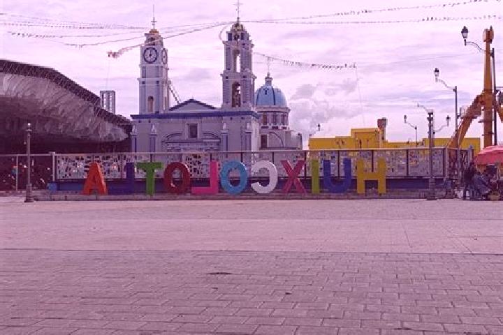Zoe, 24 — Escort in Huixcolotla, Mexico