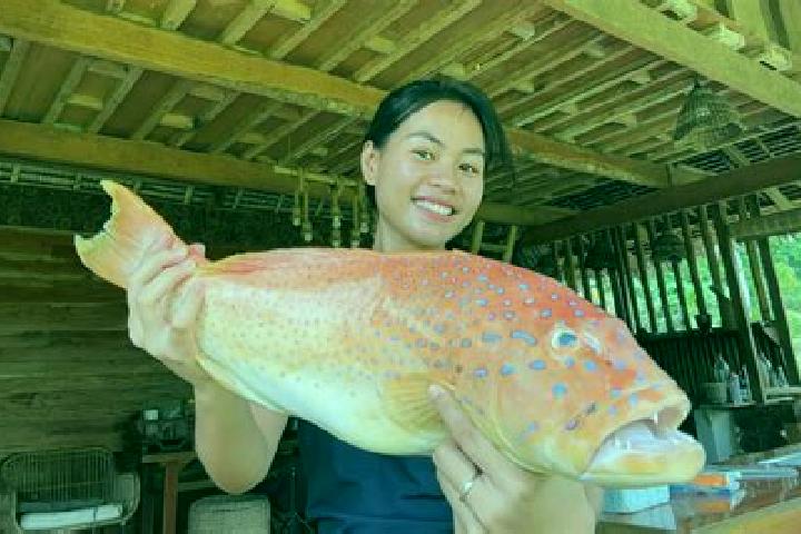 Zoe, 24 — Escort in Lapolapo, Philippines