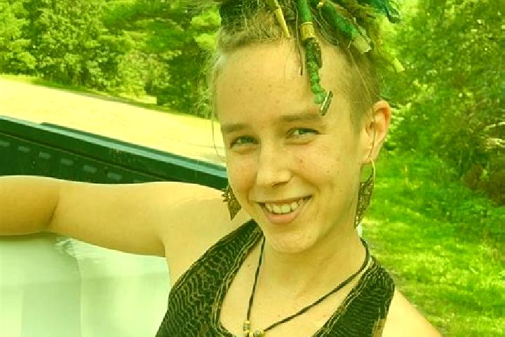 Zoe, 24 — Escort in Mountain Grove, United States