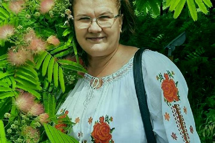 Zoe, 24 — Escort in Padina Matei, Romania